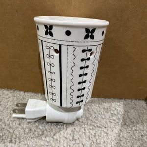 Scentsy warmer